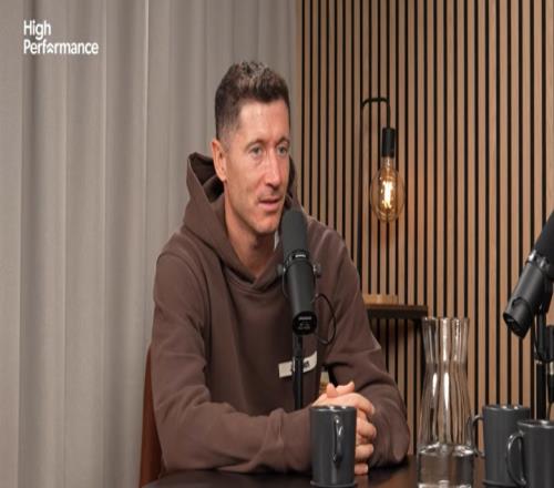 伊卡迪巴黎,之旅落幕,獨取三球助,平博体育官网,平博体育直播,体育赛事直播,足球直播