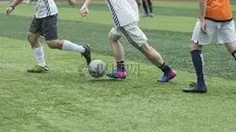 拜仁领跑德甲提前两轮问鼎，与尤文比肩五大联赛最长连冠记录